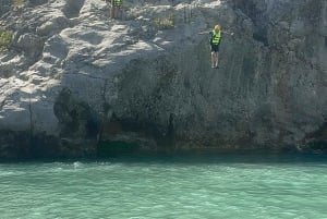 ヴヨサ渓谷ラフティング＆ハイキングツアー（3日間、すべて込み）