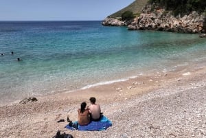 Vlora: Hurtigbåttur til Haxhi Ali-grotten og Karaburun-halvøya