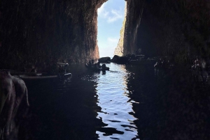 De Vlore: Excursão de lancha rápida à caverna Haxhi Ali com mergulho com snorkel