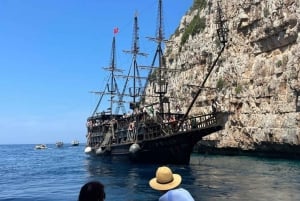Vlora piratskipstur Sazan-øya og Karaburun