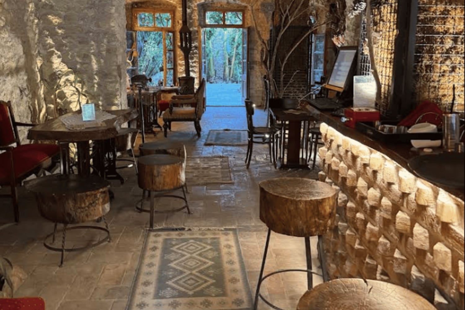 Vlora: Raki 7 smagsvarianter og Meze-parringsmiddag med sommelier