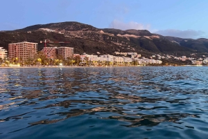 Vlora: venekierros auringonlaskussa viinin ja paikallisten hedelmien kera