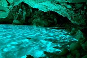 Vlore: Äventyr till Blue Gem Cave och utforskning av Grama Bay