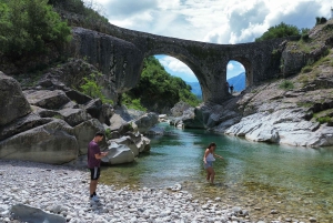 Vlorë: Brataj-brug, Nivica-kloof en Peshtura-waterval