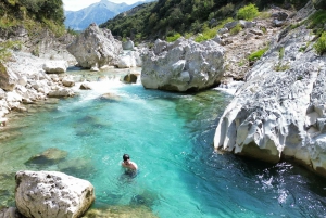 Vlorë: Brataj-brug, Nivica-kloof en Peshtura-waterval