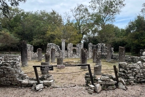Vlore: dagtour met gids naar Butrint en Gjirokastër