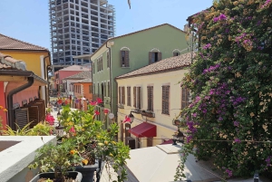 Valona: tour a piedi della città con guida locale