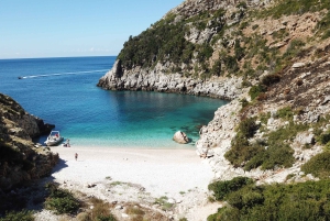 Vlore: speedboottocht Haxhi Ali-grot en Dafina-grot