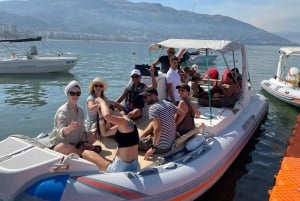 Vlore: speedboottocht Haxhi Ali-grot en Dafina-grot