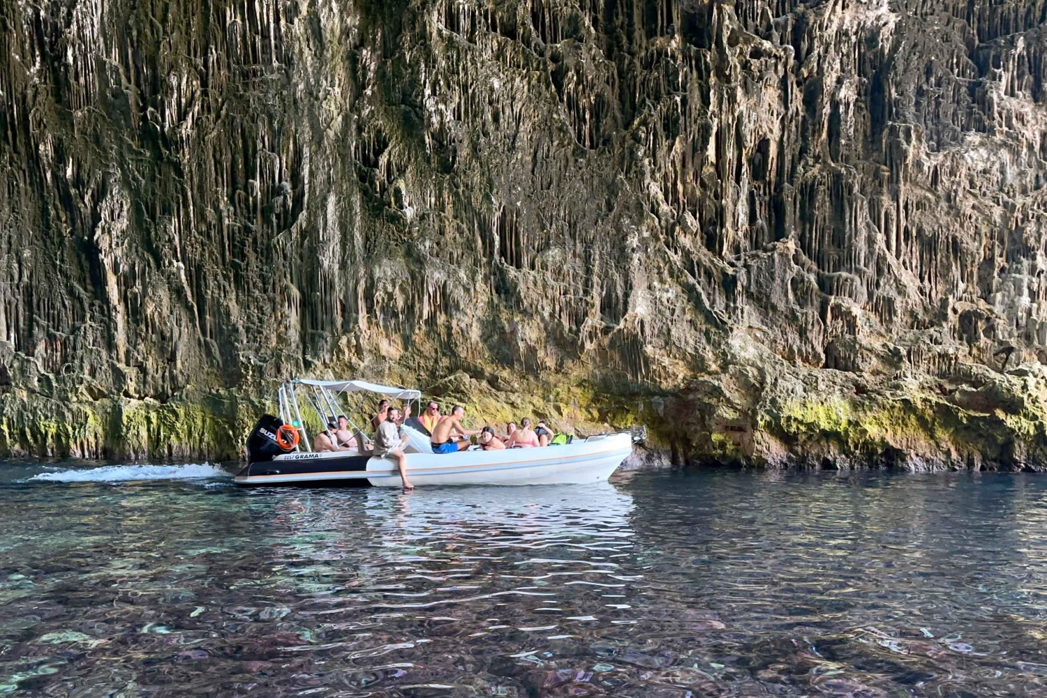 Vlorë: Grotta di Haxhi Ali e tour in barca di Karaburun