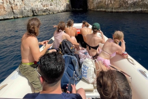 Vlorë: Haxhi Ali Cave & Karaburun SpeedBoat Tour