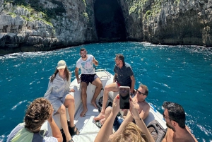 Vlorë : Grotte de Haxhi Ali et excursion en hors-bord à Karaburun