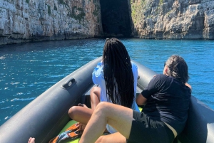 Vlora : grotte de Haxhi Ali, île de Sazan et péninsule de Karaburun