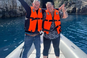 Udforsk Sazan-øen, Haxhi Ali-hulen og Karaburun med speedbåd