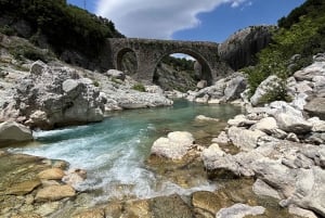 Vlore : Canyon de Nivica, Cascade de Peshtura et Pont de Brataj