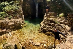 Vlore : Canyon de Nivica, Cascade de Peshtura et Pont de Brataj