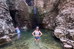 Vlore : Canyon de Nivica, Cascade de Peshtura et Pont de Brataj