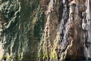 ヴロラ：サザン - ハクシ・アリ洞窟 - カラブルンへのプライベートボートツアー