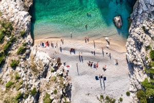 Vlore: Hyr en privat speedboat med skeppare