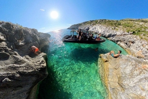 Vlore: Hyr en privat speedboat med skeppare