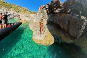 Vlore: Hyr en privat speedboat med skeppare