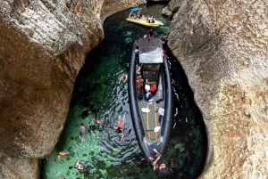 Vlore: Hyr en privat speedboat med skeppare