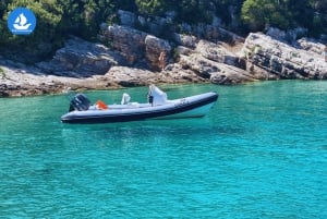 Vlorë : bateau rapide privé pour la grotte de Haxhi Ali et Karaburun