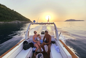 Valona: tour rilassante al tramonto con sosta per lo snorkeling