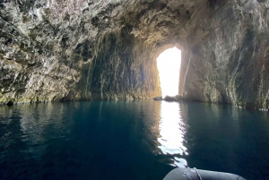 Vlorë: Ilha Sazan, caverna Haxhi Ali e passeio de barco em Karaburun