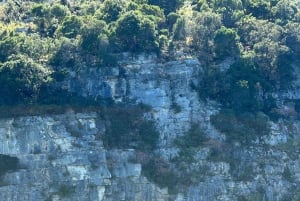 Vlore: Wyspa Sazan, jaskinia Haxhi Ali i rejs wycieczkowy Karaburun