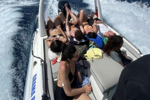 Влёра: тур на скоростном катере к тайной голубой пещере и бухте Грама