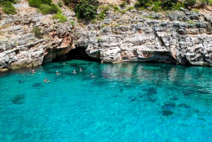 Vlore: Dafina Bay Small Group Tour by Speedboat