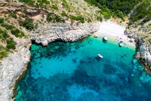 Vlore: Dafina Bay Small Group Tour by Speedboat
