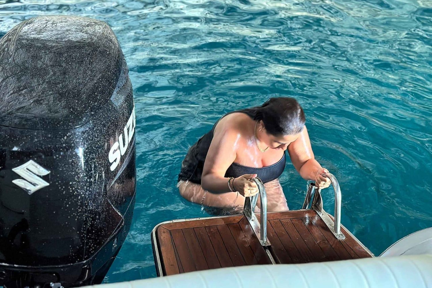 Vlore: Speedboot-Abenteuer zur Insel Sazan und zur Haxhi-Ali-Höhle