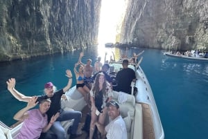 Vlore: Speedboot-Abenteuer zur Insel Sazan und zur Haxhi-Ali-Höhle
