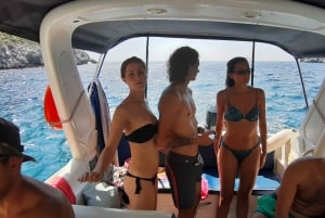 Vlorë: Speedboat Trip to Grama Bay w/ Snorkeling & Swimming