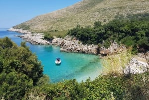 Vlorë: Speedboat Trip to Grama Bay w/ Snorkeling & Swimming
