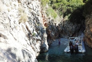 Vlorë: Speedboat Trip to Grama Bay w/ Snorkeling & Swimming