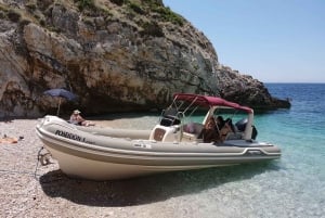 Vlore a Grama Bay Speed Boat