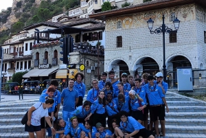 'Passeio por Berat: a cidade das mil janelas' - por 1001 AA