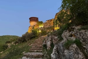 Magnifique coucher de soleil et dîner au château de Petrela