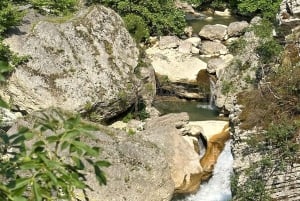 La vallée cachée de Zagoria : circuit en 4x4 à travers villages, patrimoine et cascades