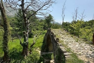 La vallée cachée de Zagoria : circuit en 4x4 à travers villages, patrimoine et cascades