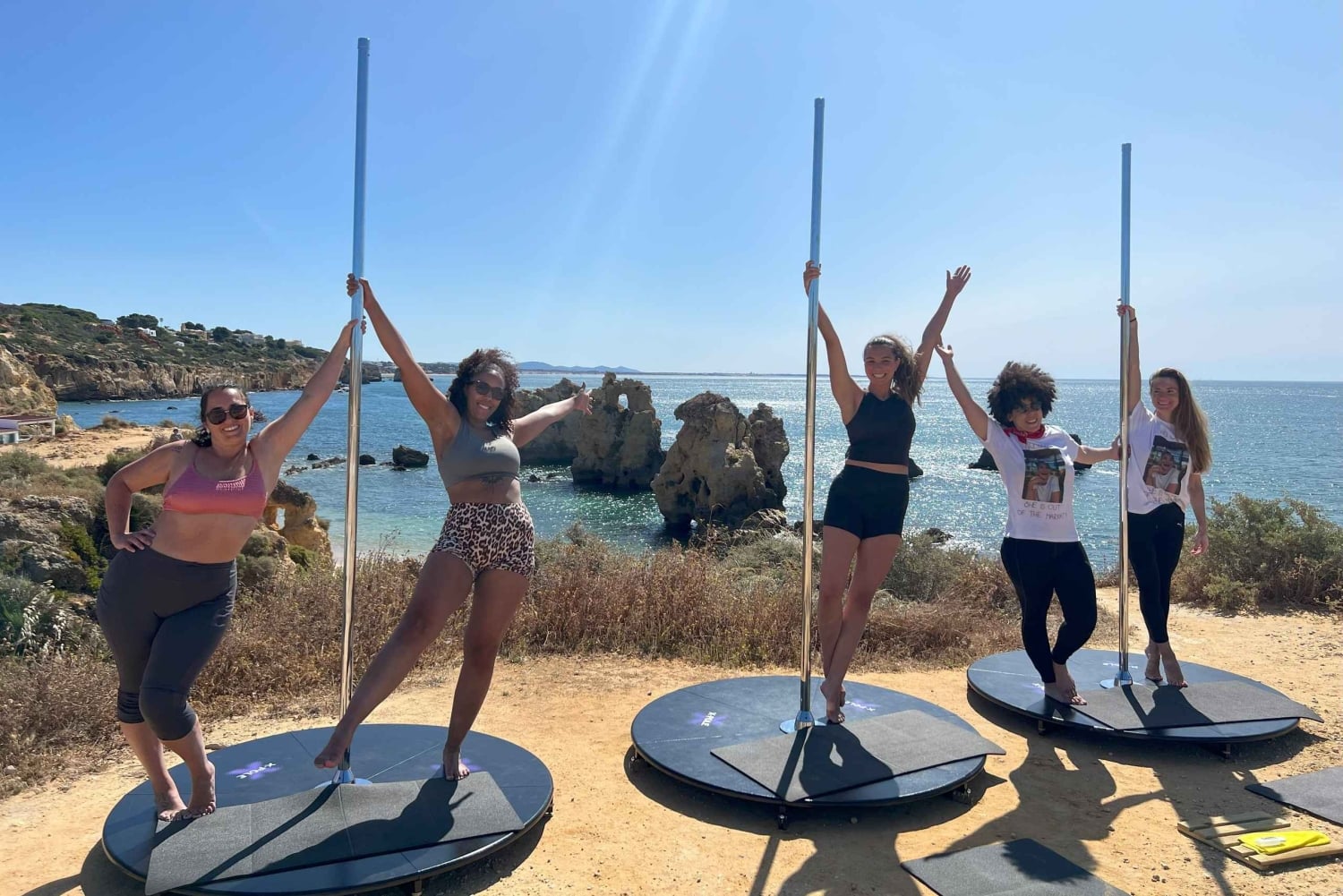 Algarve: Ocean View Pole Dance Experience with Prosecco