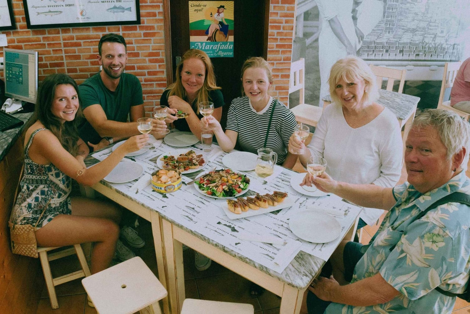 Portimão: Guided Local Food Tour