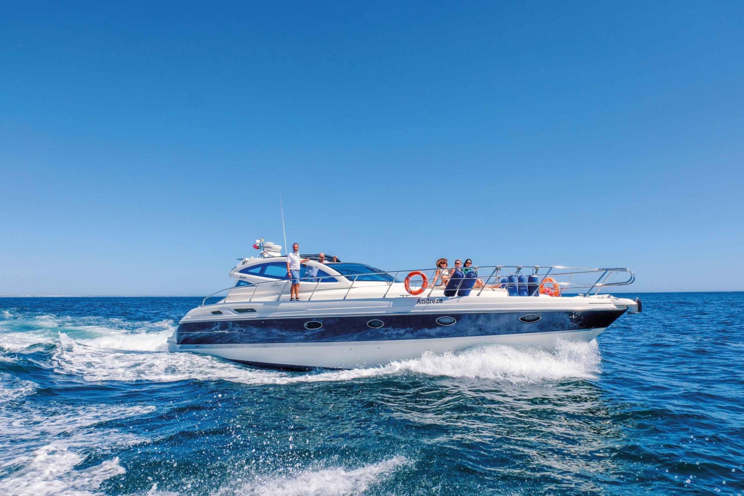 Albufeira: Halbtägiger privater Yachtcharter an der Algarve