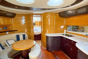 Albufeira: Halbtägiger privater Yachtcharter an der Algarve