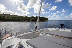 Albufeira: Algarve Private Sunset Catamaran Charter