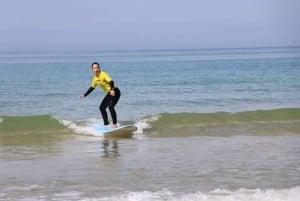 Albufeira: Beginner Surf Lesson