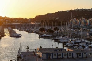 Albufeira: Playa, Casco Antiguo y Falesia Recorrido en Tuk Tuk Eléctrico